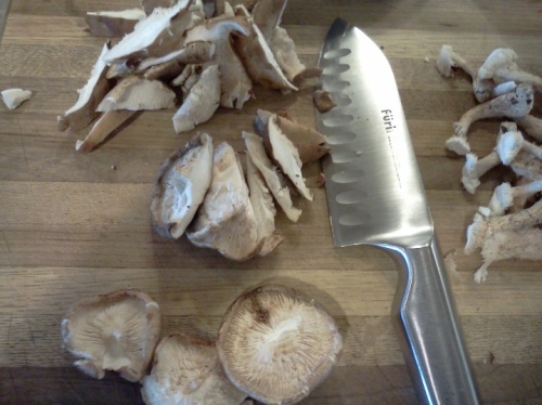 clean and slice mushrooms